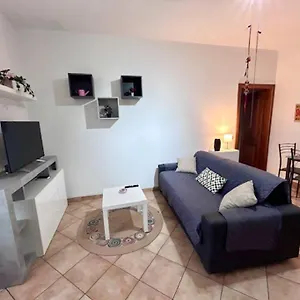 Casa Lucia A Carugo