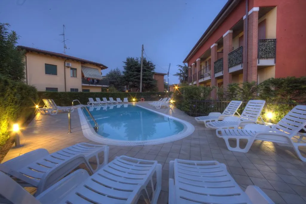 Holidays Alle Rose Peschiera del Garda Włochy