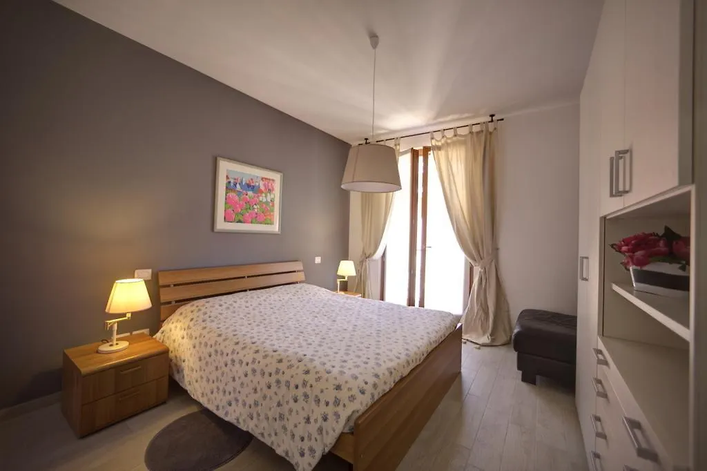 Holidays Alle Rose Peschiera del Garda Apartament
